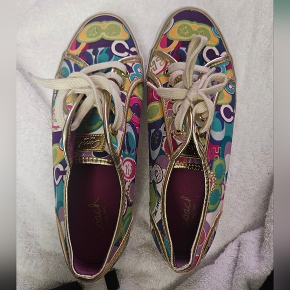 Coach dee multicolored logo gold trim shoes sneakers sz 7.5 - Picture 3 of 10